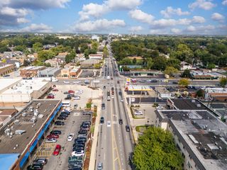 1227 S harlem Avenue 307, Berwyn, IL 60402