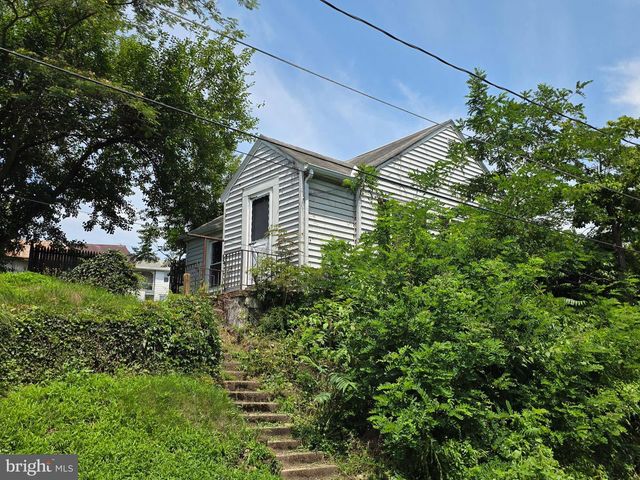 317 E WASHINGTON ST, Elizabethtown, PA 17022