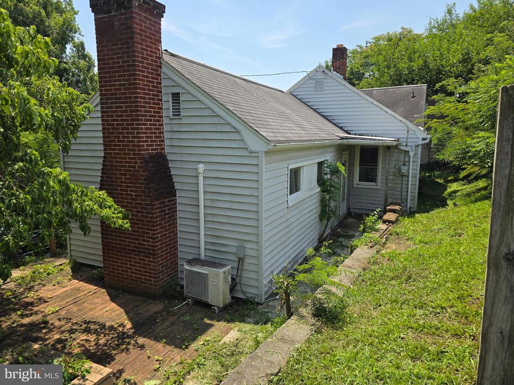317 E WASHINGTON ST, Elizabethtown, PA 17022