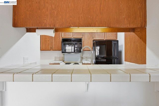 1400 Carpentier St 315, San Leandro, CA 94577