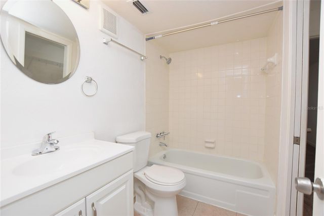 141 FERNERY ROAD B5, Lakeland, FL 33809