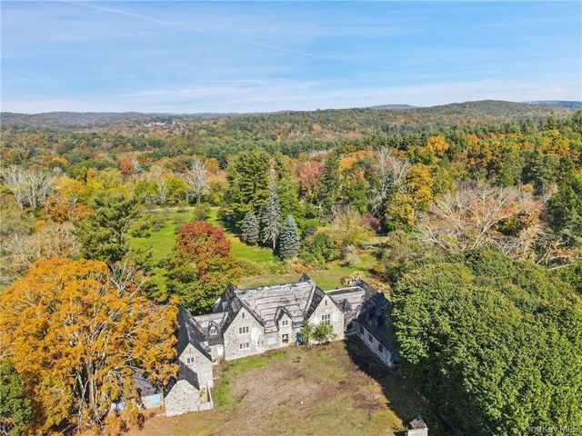 34-42 Boutonville Road, Pound Ridge, NY 10576