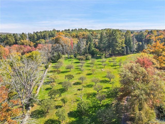 34-42 Boutonville Road, Pound Ridge, NY 10576