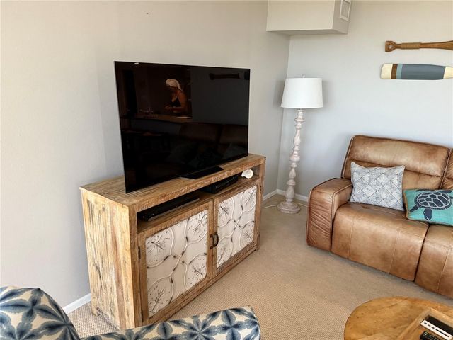 7600 BAYSHORE DRIVE 205, Treasure Island, FL 33706