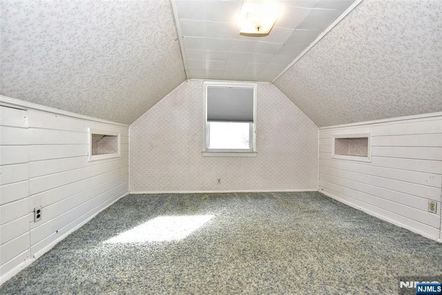 21 Charles Terrace, Waldwick, NJ 07463