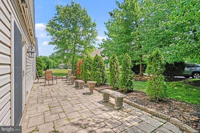 290 KINGSFIELD DR, Souderton, PA 18964