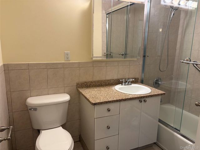 303 Main Street 2-E, Port Washington, NY 11050