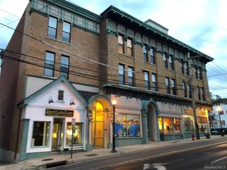 303 Main Street 2-E, Port Washington, NY 11050