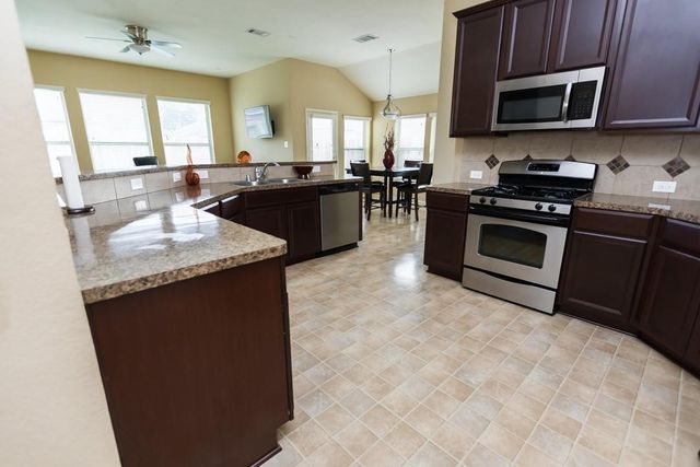 1923 Cadbury Castle Lane, Fresno, TX 77545
