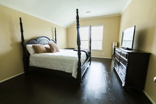 1923 Cadbury Castle Lane, Fresno, TX 77545