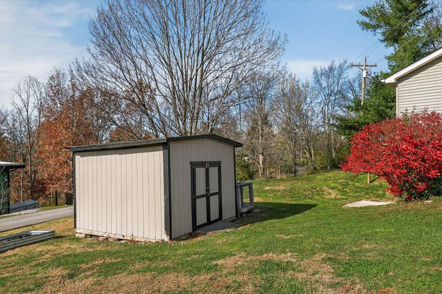 985 Reeves Road, Dry Ridge, KY 41035