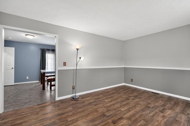 985 Reeves Road, Dry Ridge, KY 41035