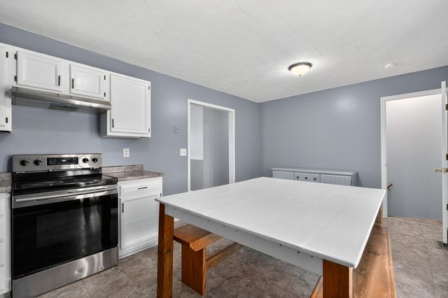 985 Reeves Road, Dry Ridge, KY 41035