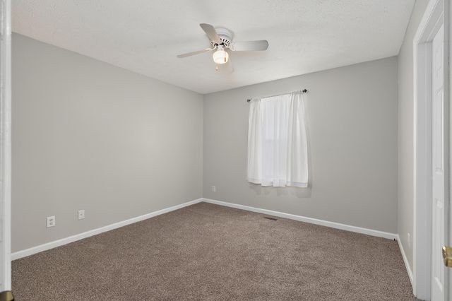 985 Reeves Road, Dry Ridge, KY 41035