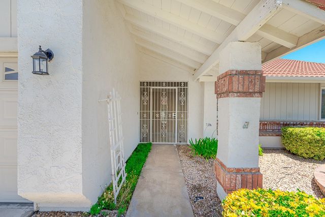 1348 Pepper Tree, Hemet, CA 92545