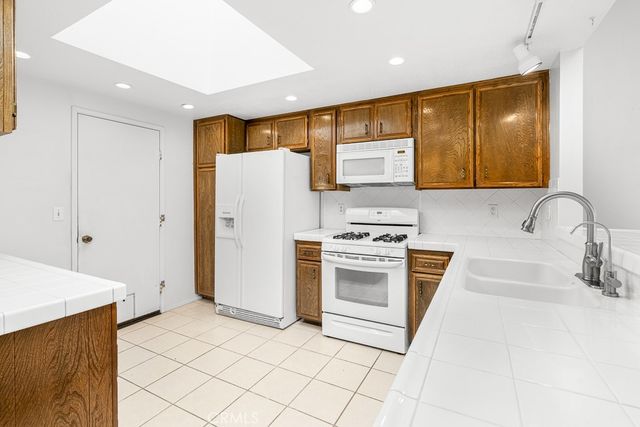 1348 Pepper Tree, Hemet, CA 92545