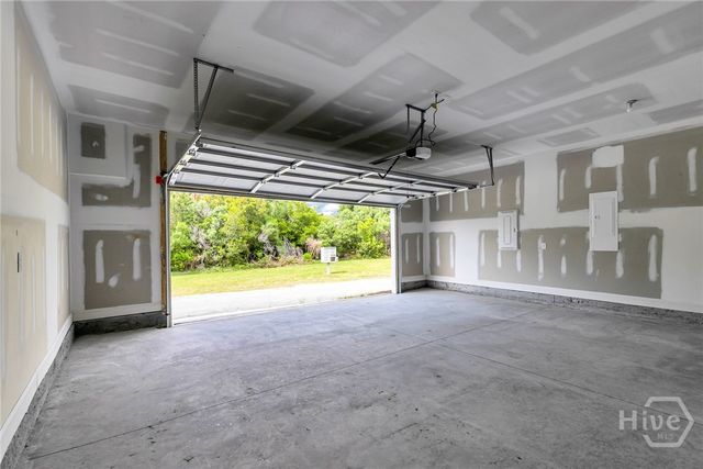 110 Birch Circle, Port Wentworth, GA 31407