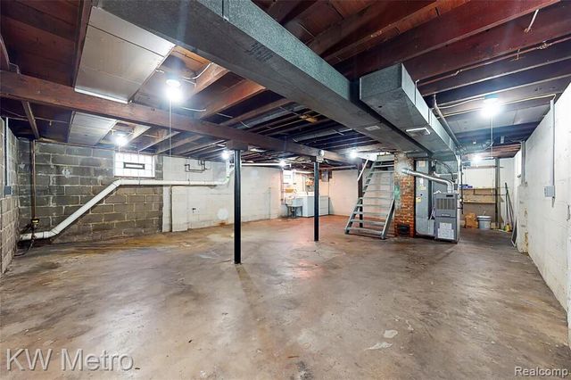 865 W Marshall Street, Ferndale, MI 48220
