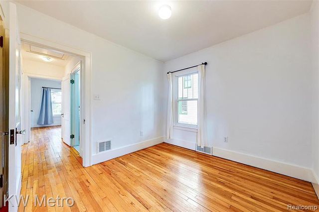 865 W Marshall Street, Ferndale, MI 48220