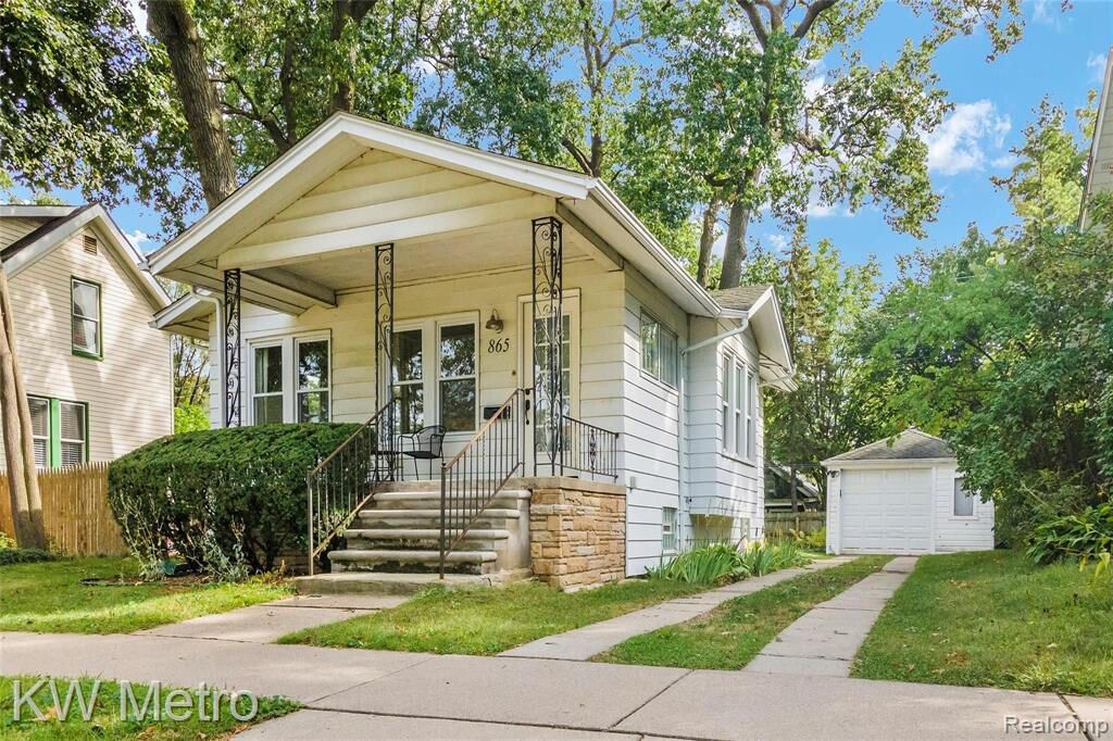 865 W Marshall Street, Ferndale, MI 48220