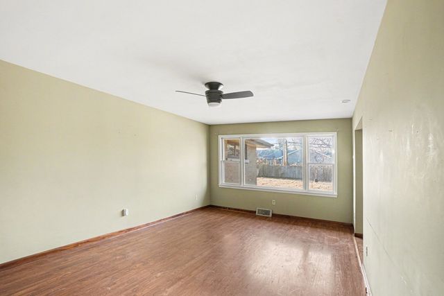 1124 W Hawkins Street, Kankakee, IL 60901