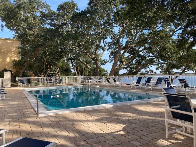 209 W Miracle Strip Parkway C303, Mary Esther, FL 32569