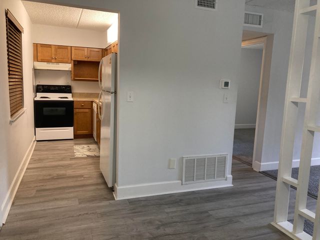 209 W Miracle Strip Parkway C303, Mary Esther, FL 32569