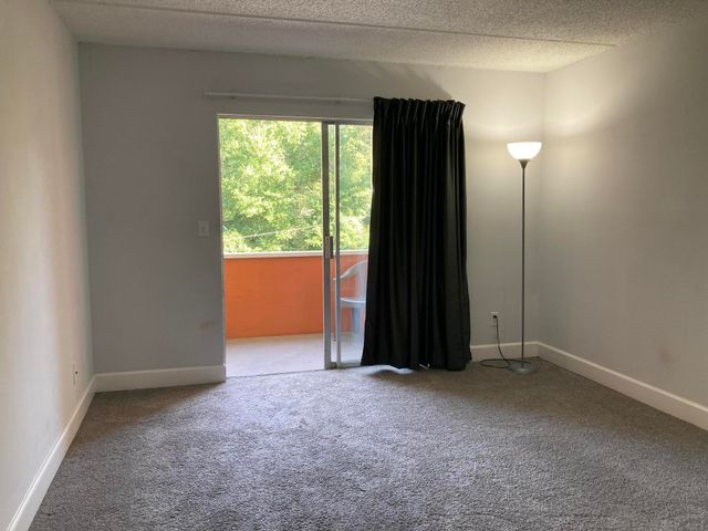 209 W Miracle Strip Parkway C303, Mary Esther, FL 32569