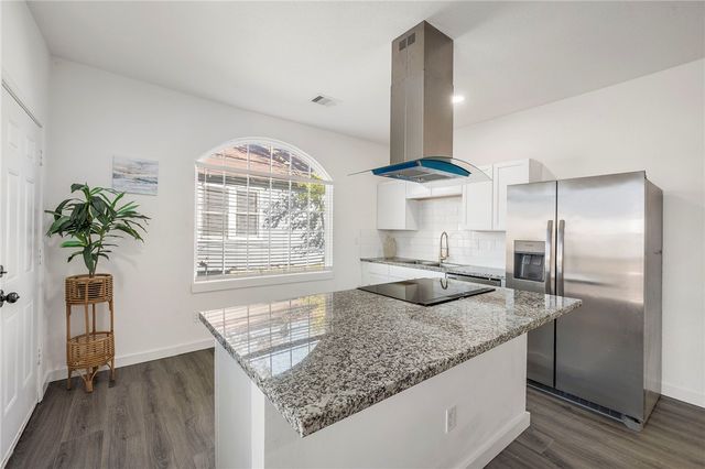 906 East Washington Avenue, Navasota, TX 77868