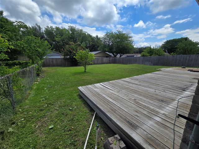 1630 Dell Oak Drive, Garland, TX 75040