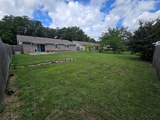1630 Dell Oak Drive, Garland, TX 75040