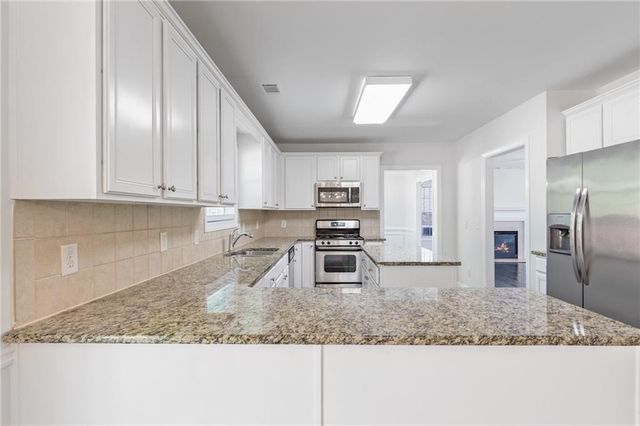 4353 Pond Edge Road, Snellville, GA 30039