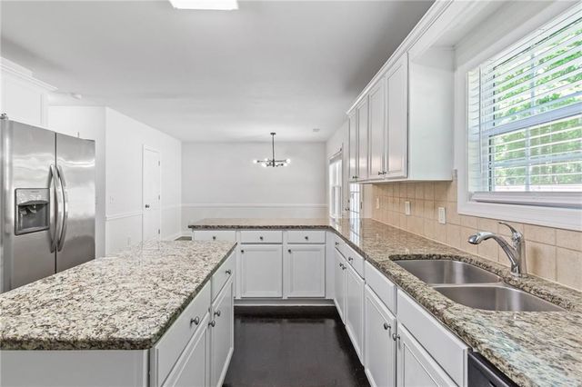 4353 Pond Edge Road, Snellville, GA 30039