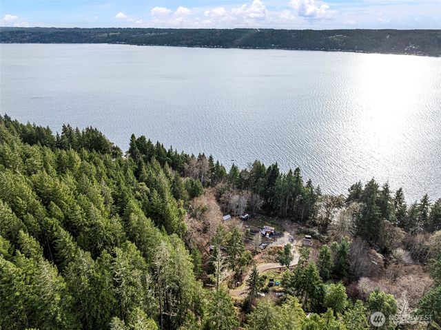 7364 NE North Shore Road, Belfair, WA 98528