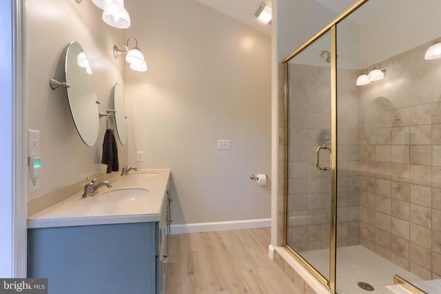 67 MOUNTAIN SPRING RD, Stevens, PA 17578