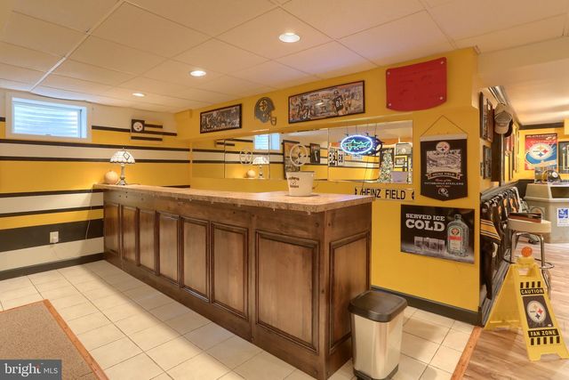 67 MOUNTAIN SPRING RD, Stevens, PA 17578