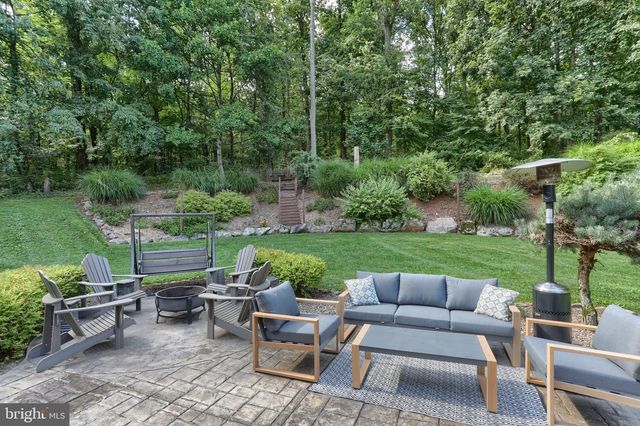 67 MOUNTAIN SPRING RD, Stevens, PA 17578