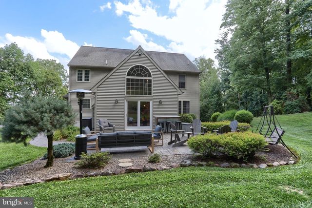 67 MOUNTAIN SPRING RD, Stevens, PA 17578