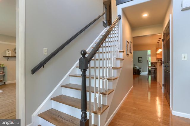 67 MOUNTAIN SPRING RD, Stevens, PA 17578