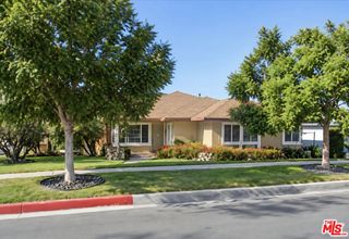 5402 W 57th Street, Los Angeles, CA 90056