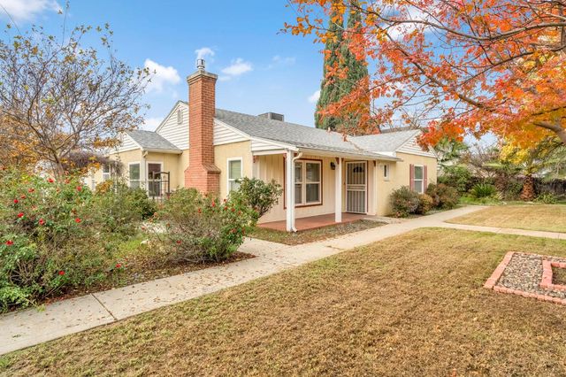 1802 Mckinley Avenue, Hanford, CA 93230