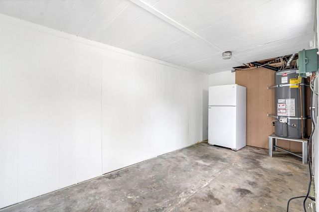 1802 Mckinley Avenue, Hanford, CA 93230