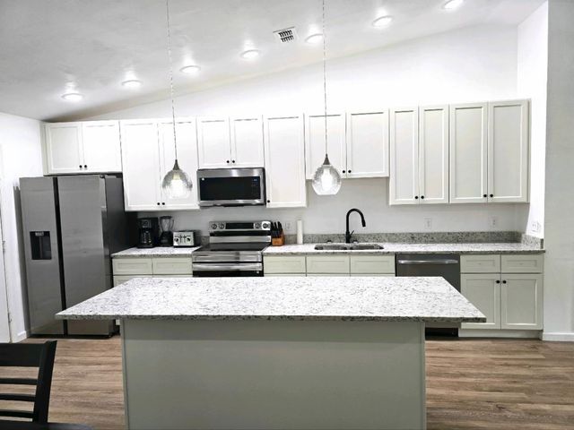 2762 ROBERTS Avenue, Tallahassee, FL 32310