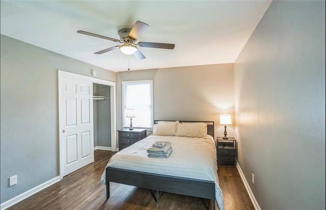 9010 Eby Drive, Overland Park, KS 66212