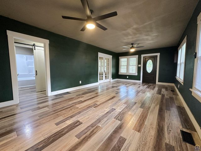 1213 SW Plass AVE, Topeka, KS 66604