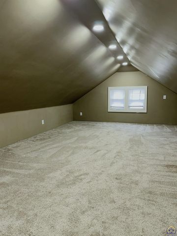 1213 SW Plass AVE, Topeka, KS 66604