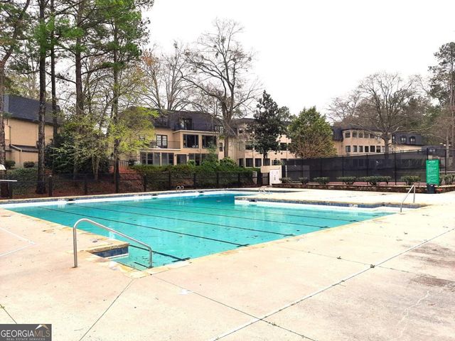 173 Amherst Place NW, Atlanta, GA 30327