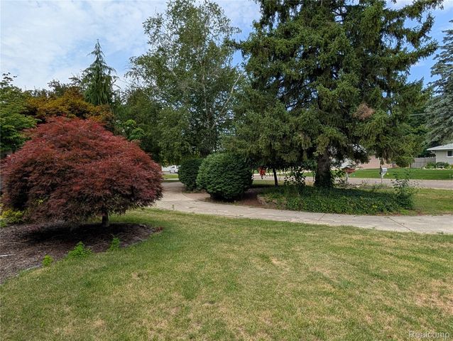 11700 Jean Ann, Washington Township, MI 48094