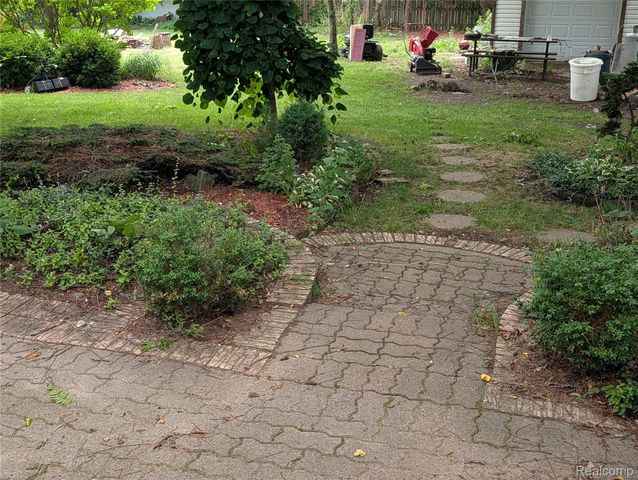 11700 Jean Ann, Washington Township, MI 48094