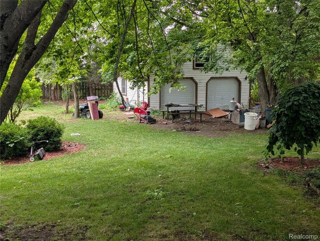 11700 Jean Ann, Washington Township, MI 48094